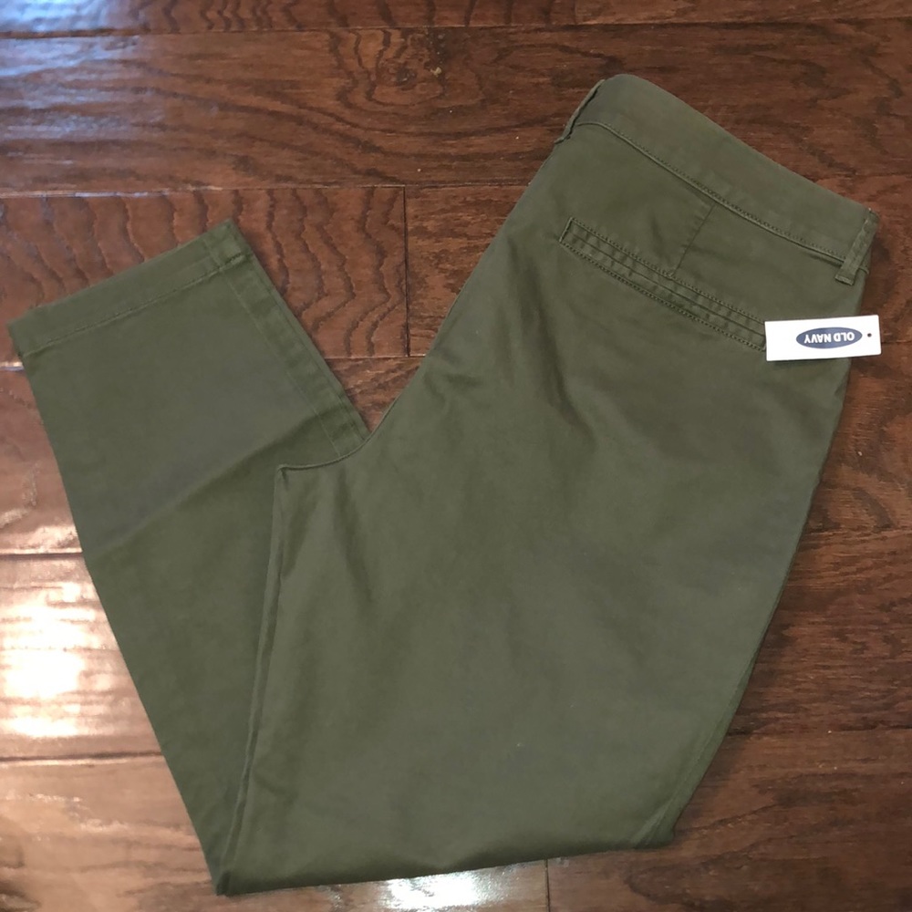 NWT Old Navy Pixie Pants